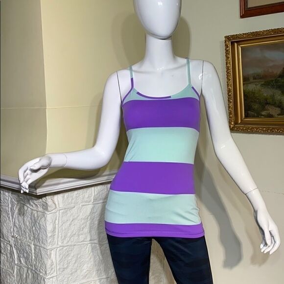 Lululemon Racer Back Fitness Running Top - Picture 2 of 11